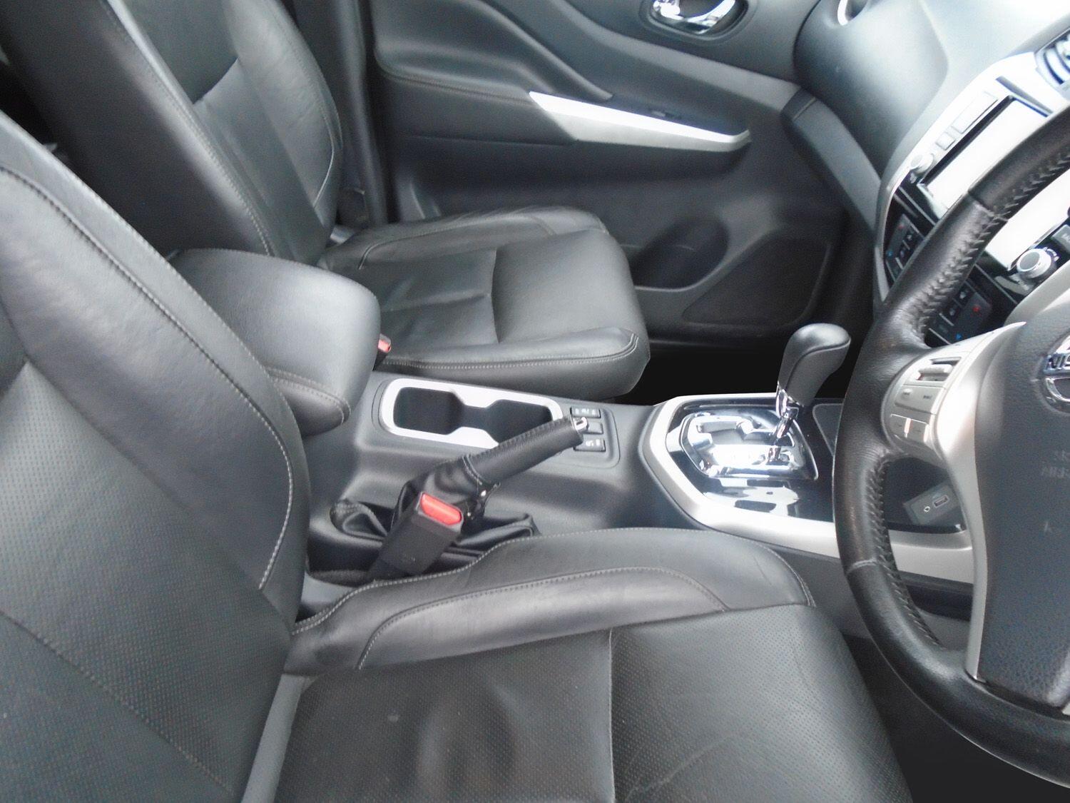 Used Nissan Navara 2020 for sale - 77671435: Photo 11