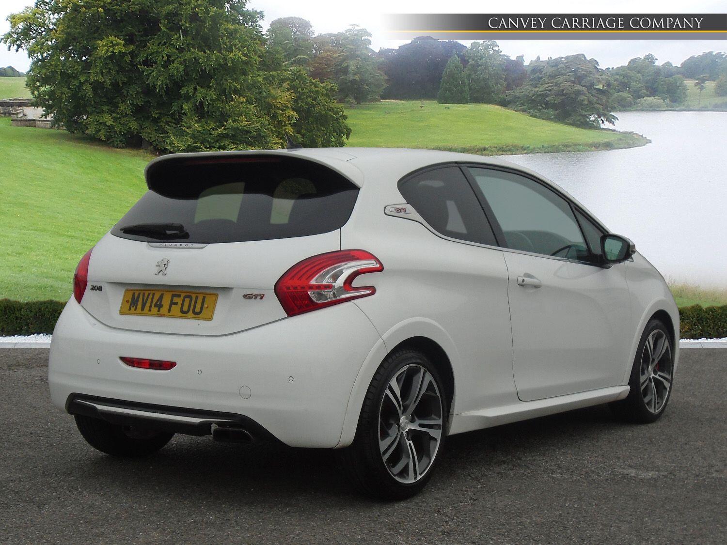 Used Peugeot 208 2014 for sale - 77768209: Photo 3