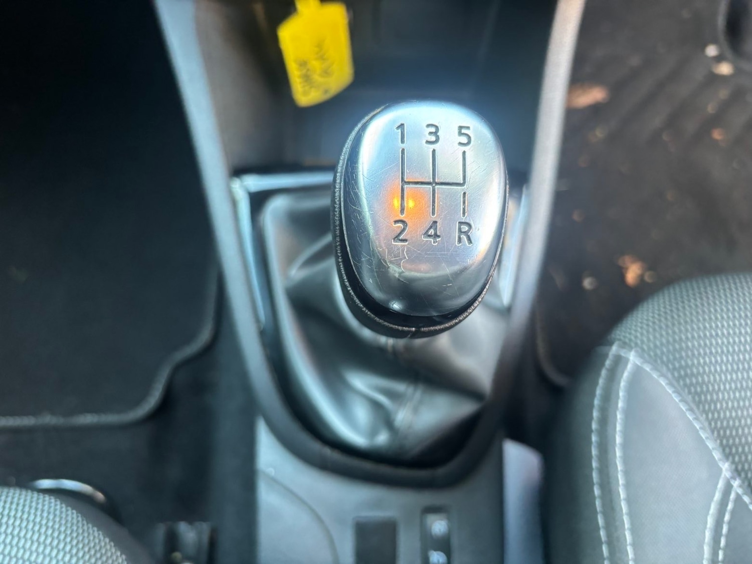 Used Renault Clio 2018 for sale - 76714077: Photo 12