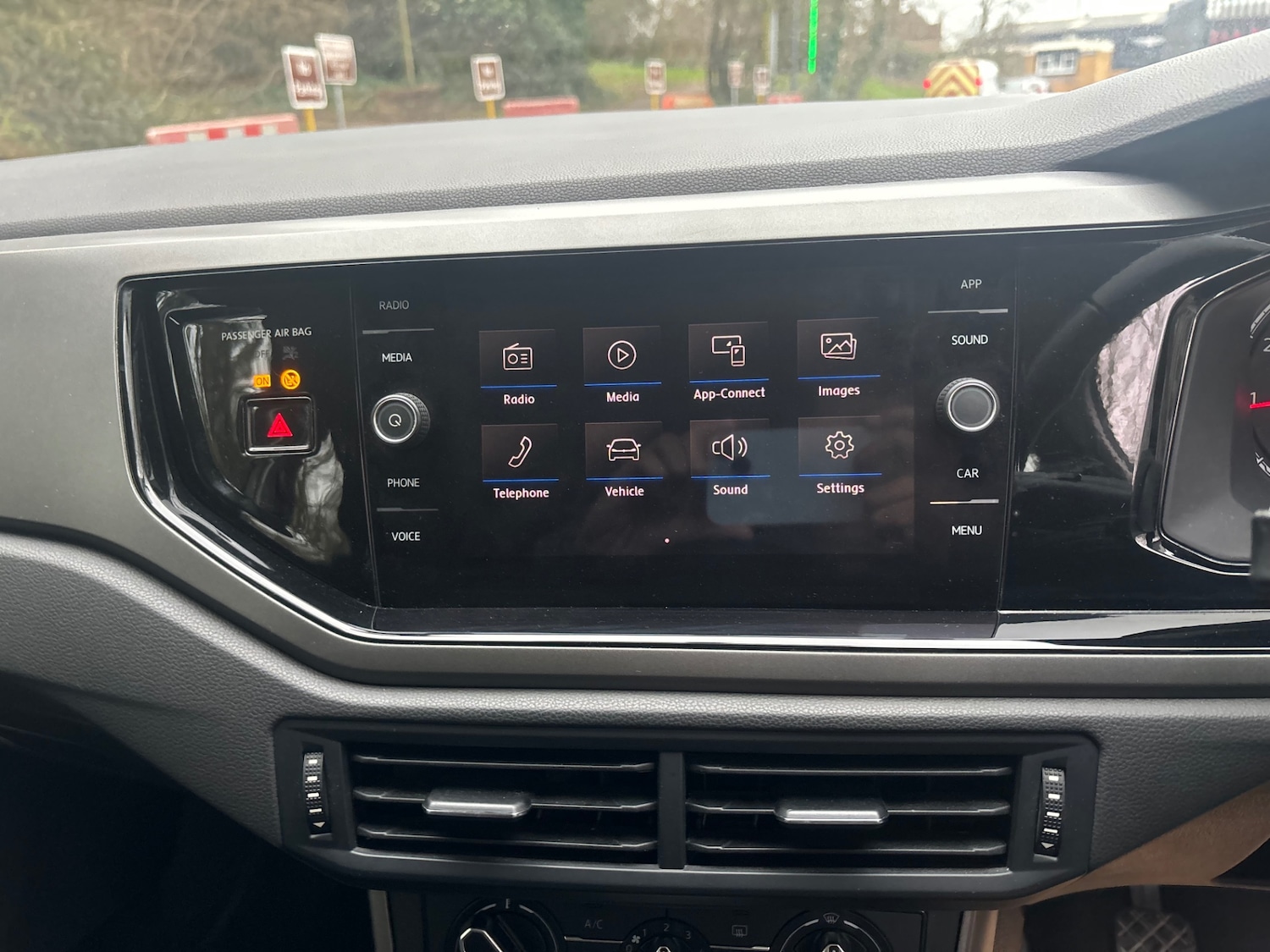 Used Volkswagen Polo 2018 for sale - 77809753: Photo 10