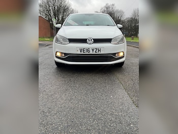 Used Volkswagen Polo 2016 for sale - 77058479: Photo