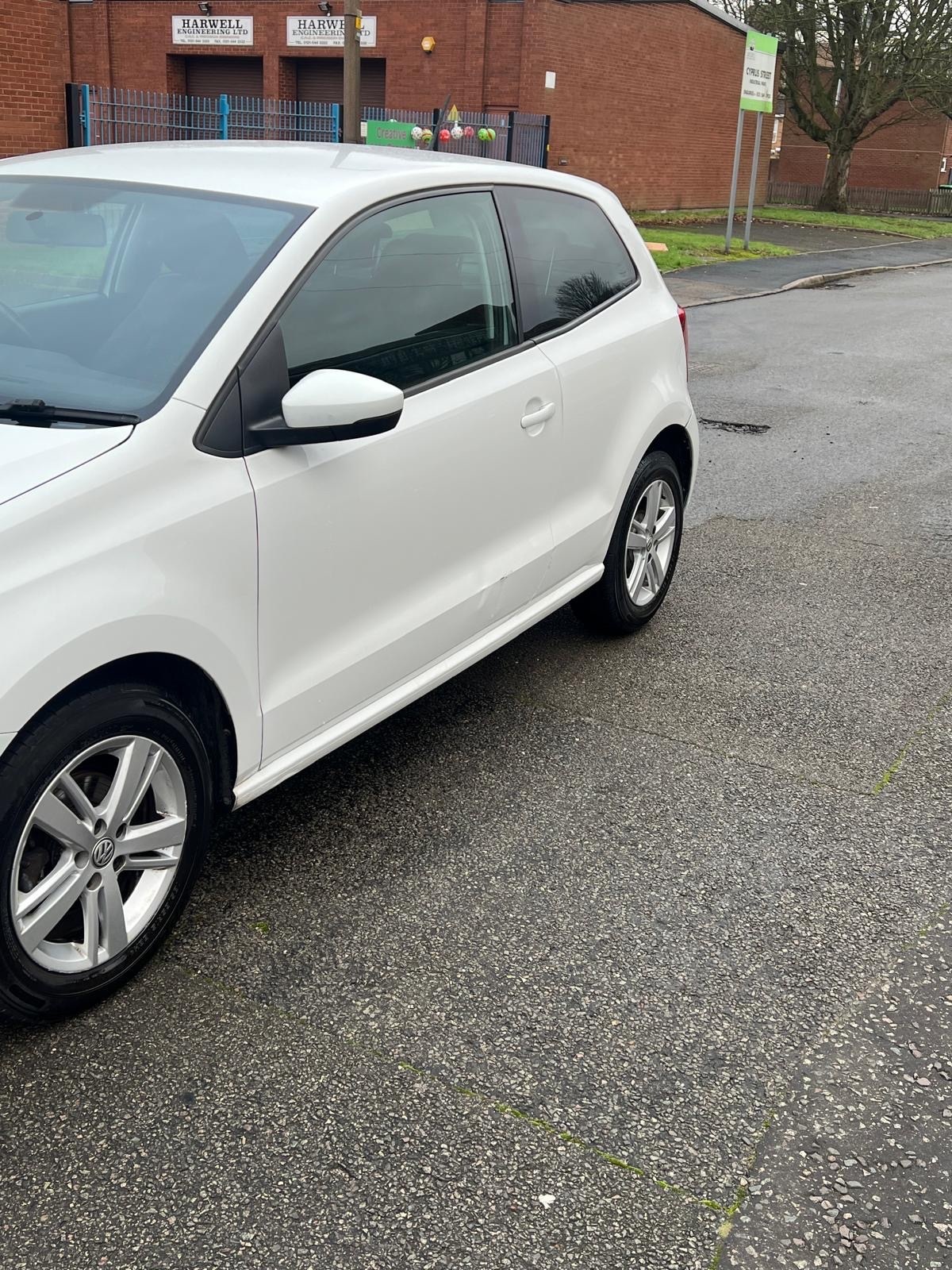 Used Volkswagen Polo 2016 for sale - 77058479: Photo 3