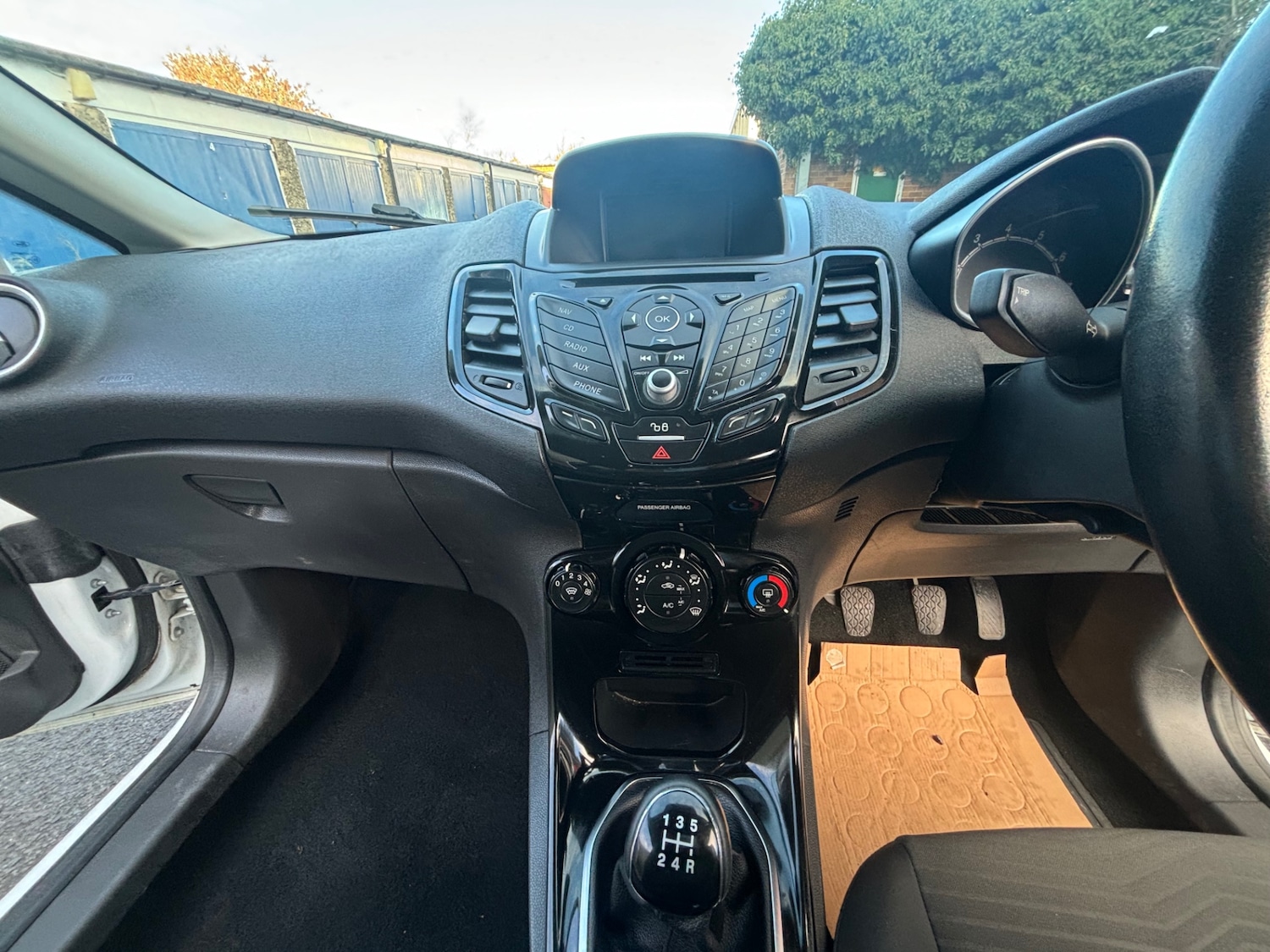 Used Ford Fiesta 2016 for sale - 76757472: Photo 15