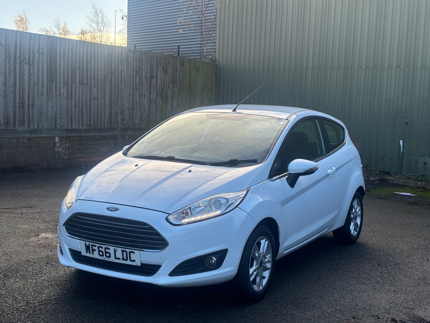 Used Ford Fiesta 2016 for sale - 76757472: Photo 3