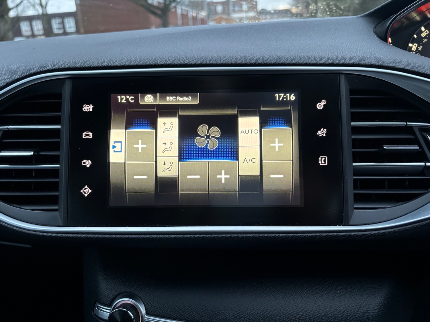 Used Peugeot 308 2016 for sale - 78006260: Photo 11