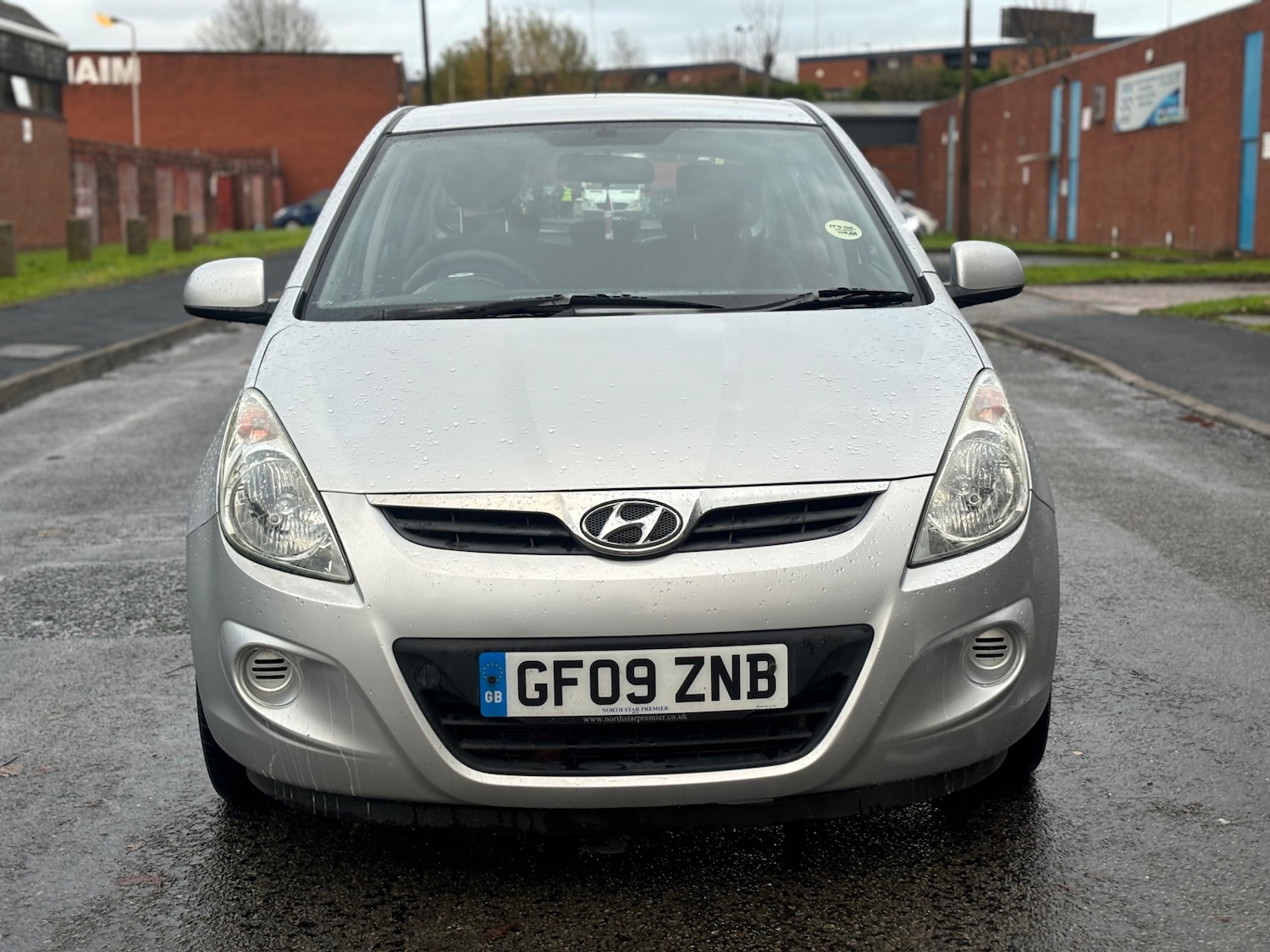 Used Hyundai i20 2009 for sale - 76854014: Photo 2