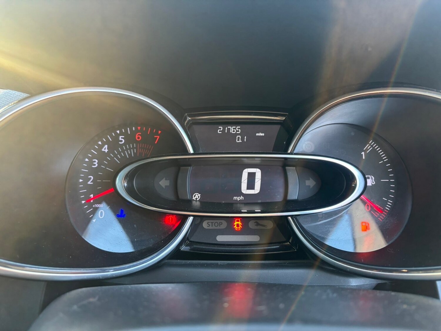 Used Renault Clio 2017 for sale - 76714099: Photo 9