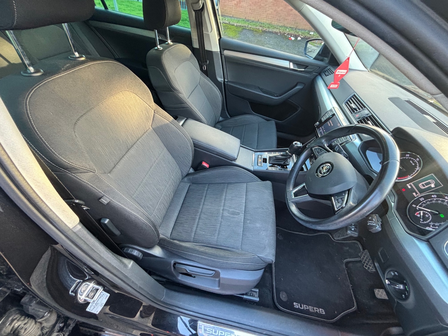 Used Skoda Superb 2017 for sale - 77897856: Photo 10