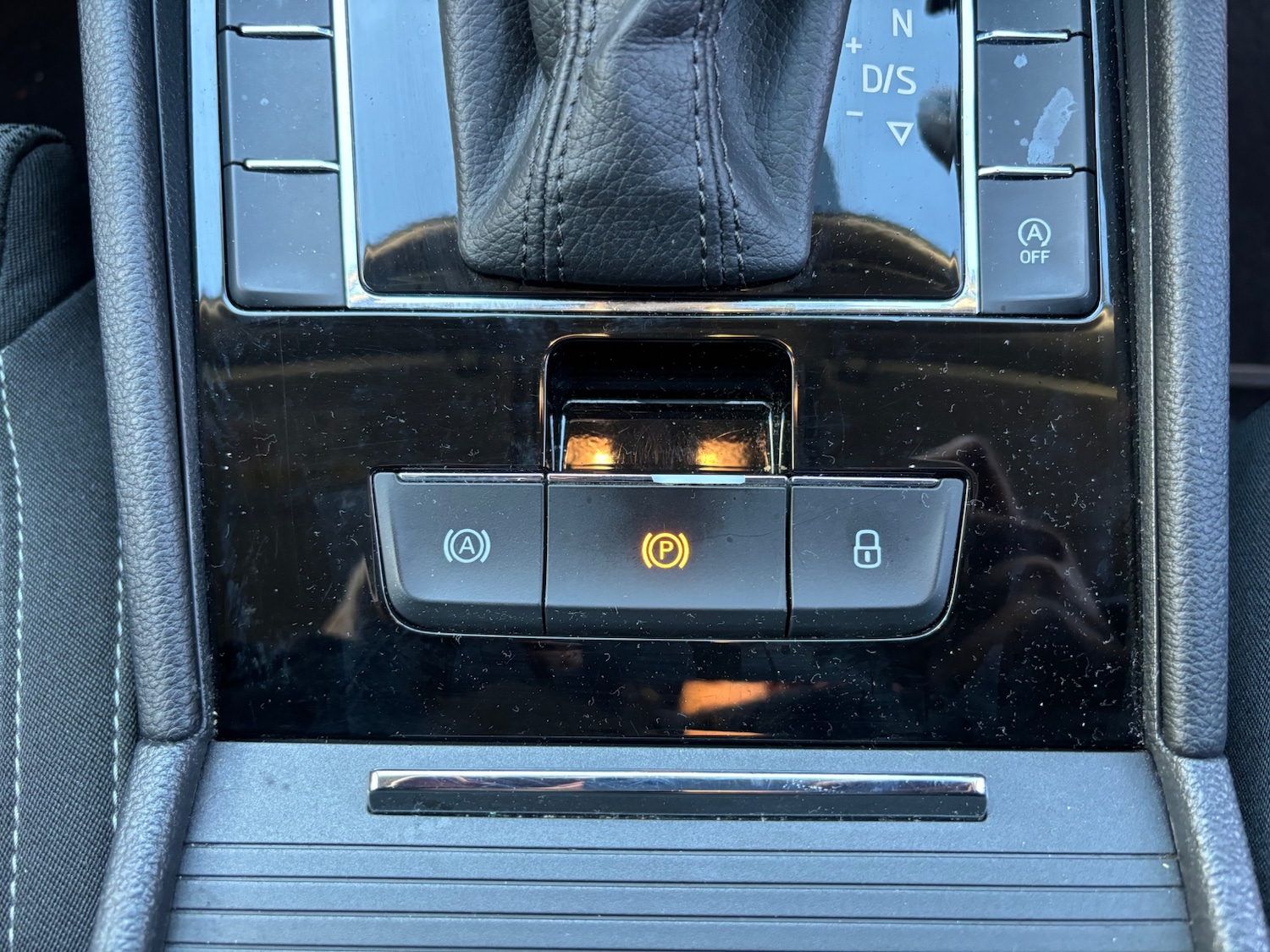 Used Skoda Superb 2017 for sale - 77897856: Photo 18