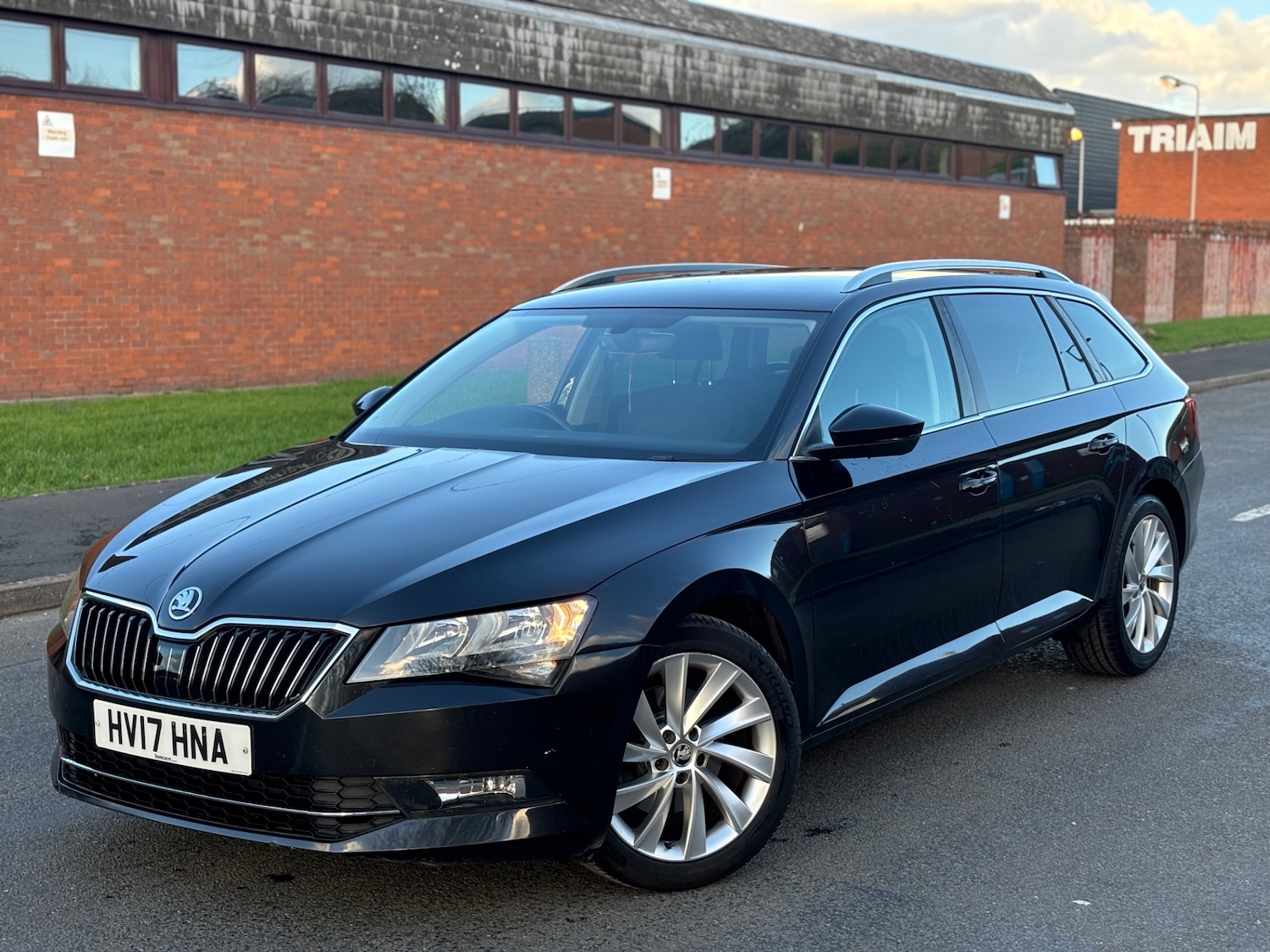 Used Skoda Superb 2017 for sale - 77897856: Photo 3