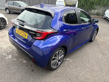 Used Toyota Yaris 2024 for sale - 79410958: Photo