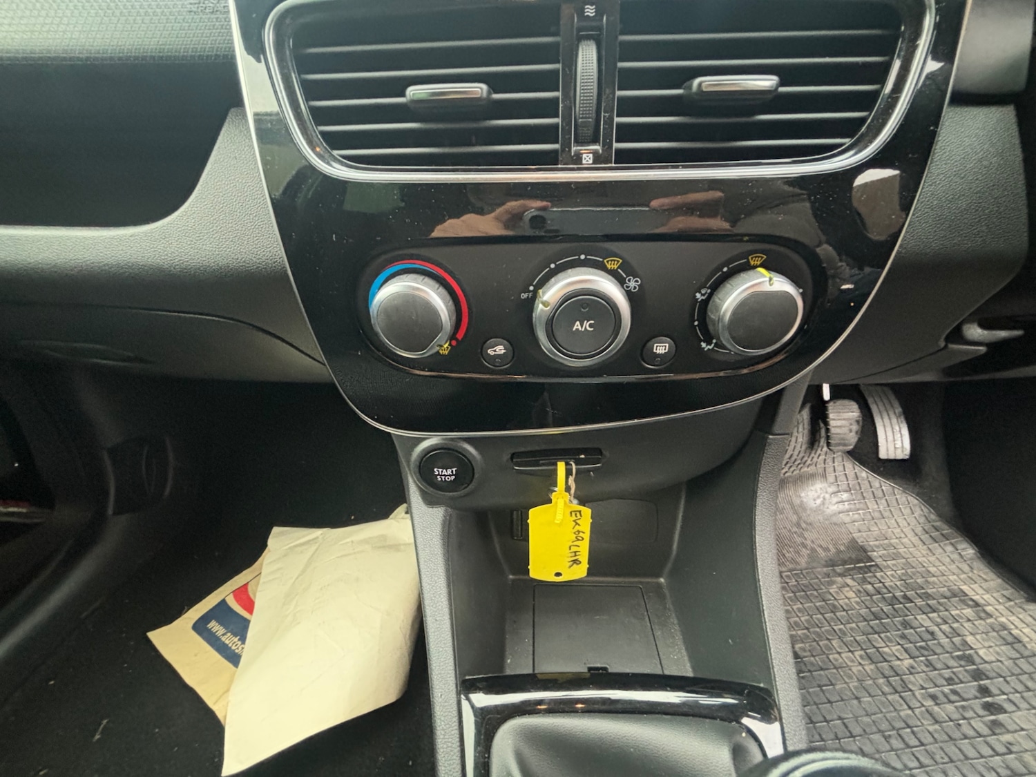 Used Renault Clio 2019 for sale - 76757470: Photo 16