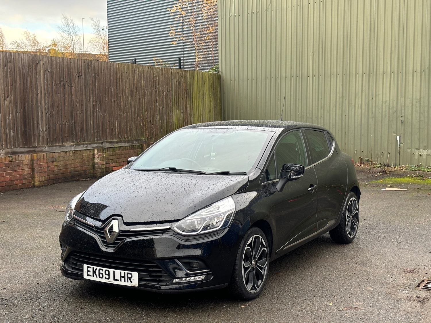 Used Renault Clio 2019 for sale - 76757470: Photo 3