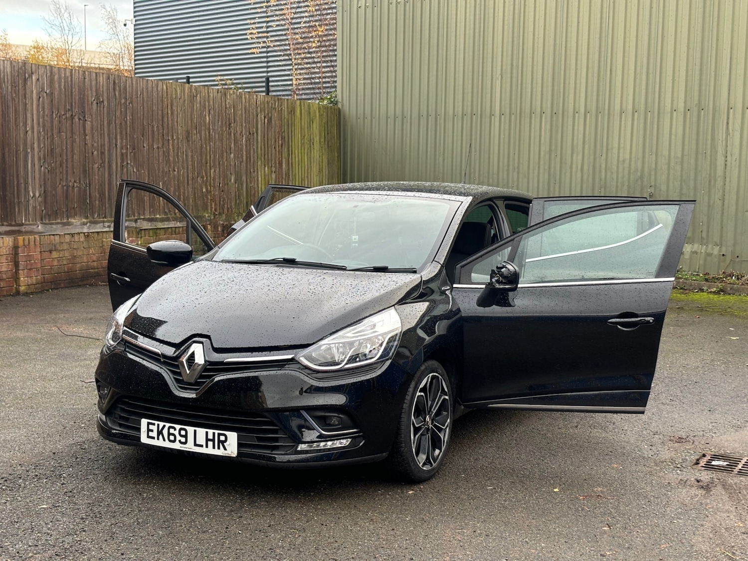 Used Renault Clio 2019 for sale - 76757470: Photo 6