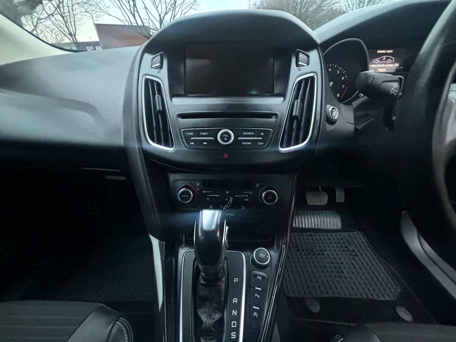 Used Ford Focus 2015 for sale - 76898186: Photo 12