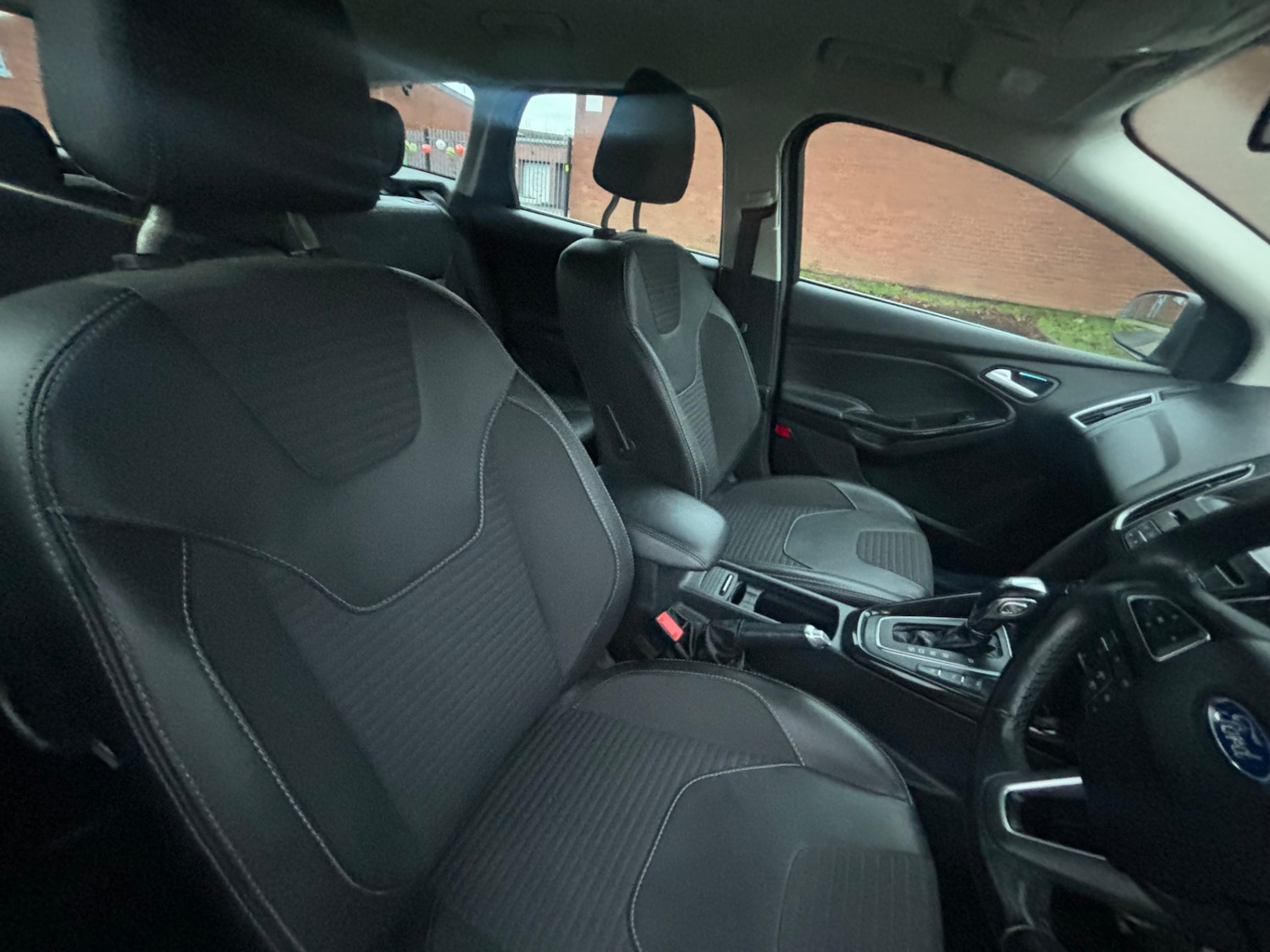 Used Ford Focus 2015 for sale - 76898186: Photo 14