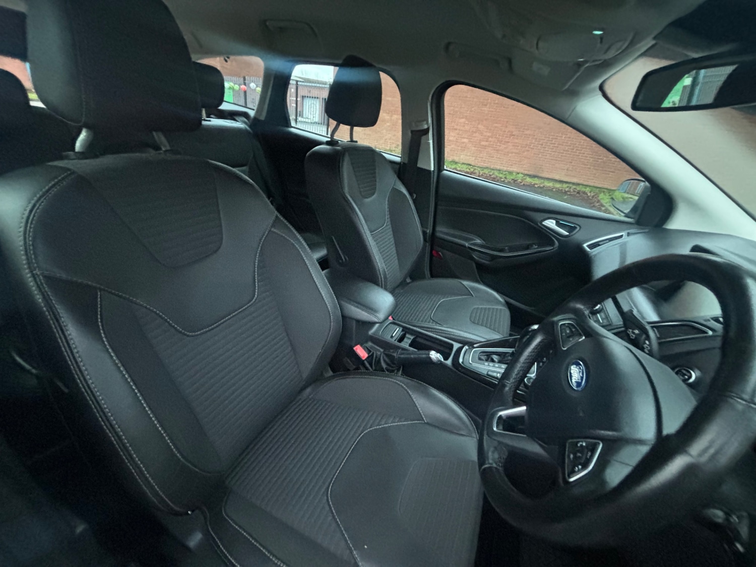 Used Ford Focus 2015 for sale - 76898186: Photo 9