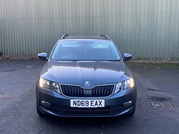Used Skoda Octavia 2020 for sale - 76757924: Photo