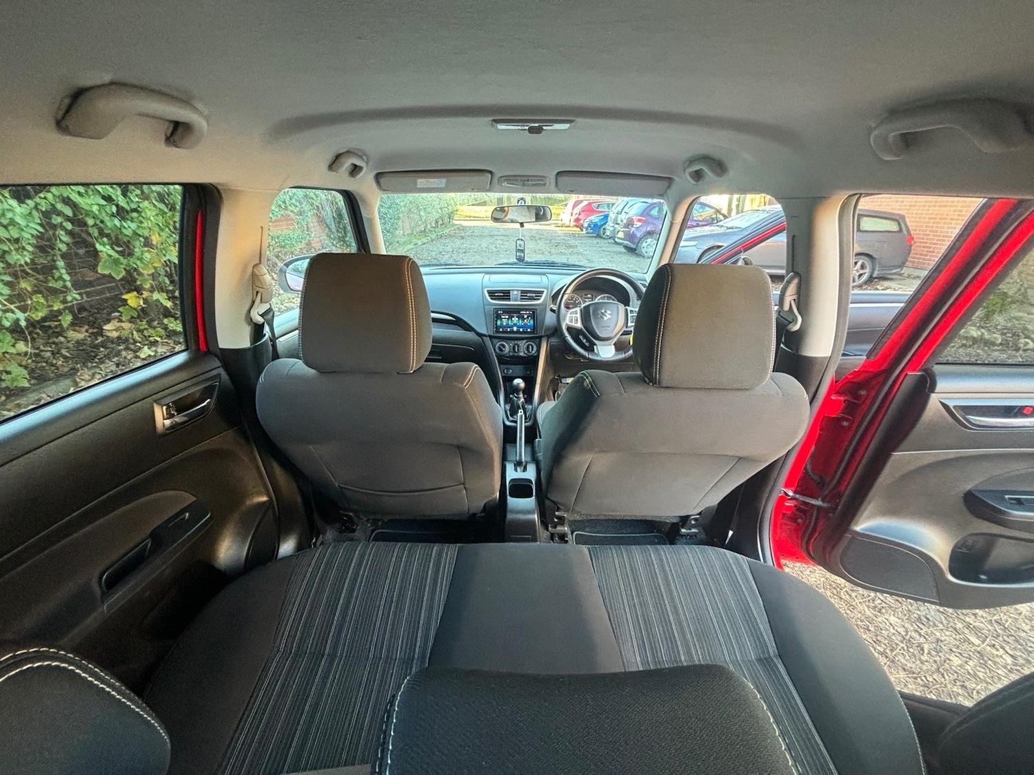 Used Suzuki Swift 2017 for sale - 76714101: Photo 15