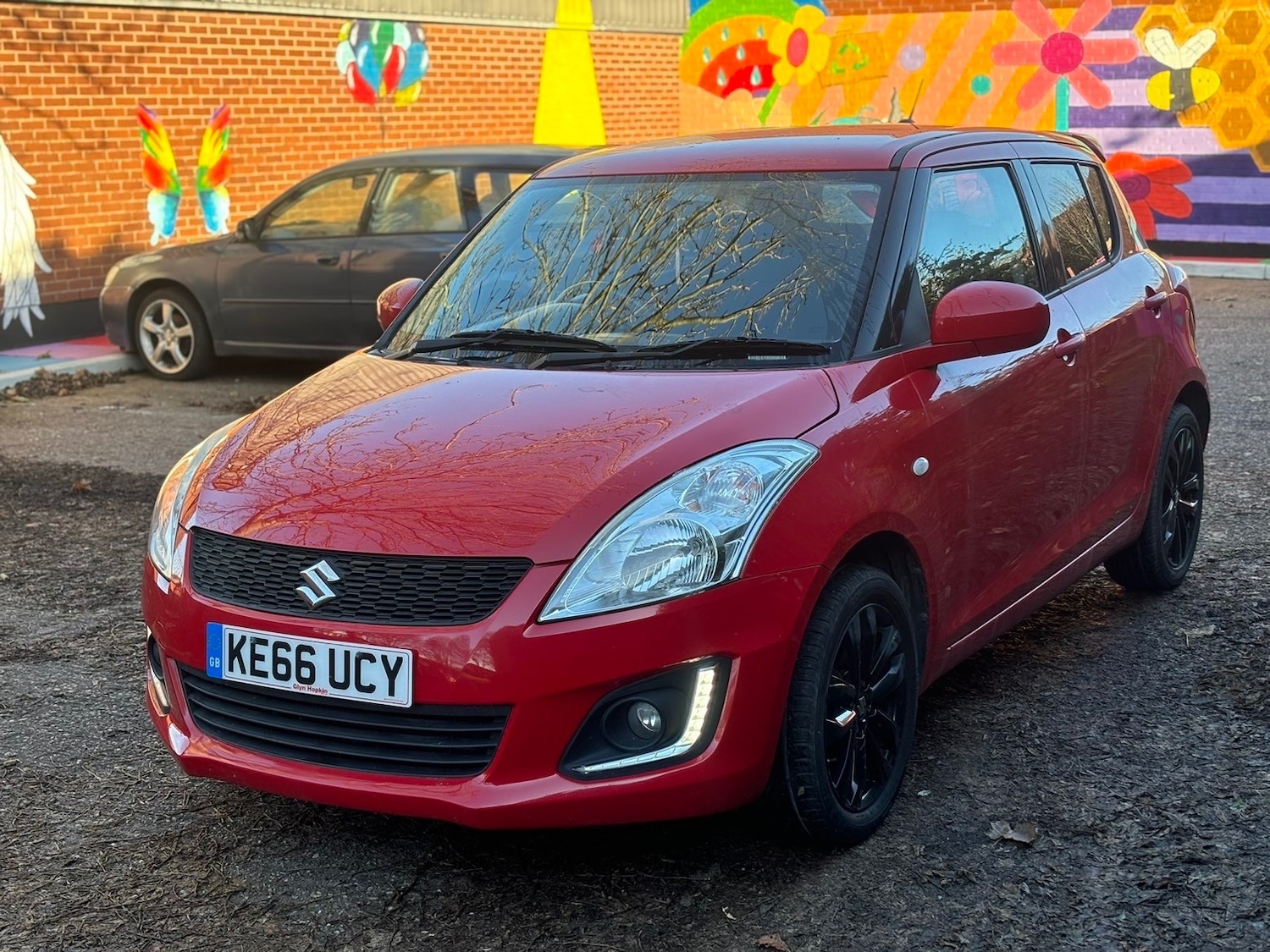 Used Suzuki Swift 2017 for sale - 76714101: Photo 3
