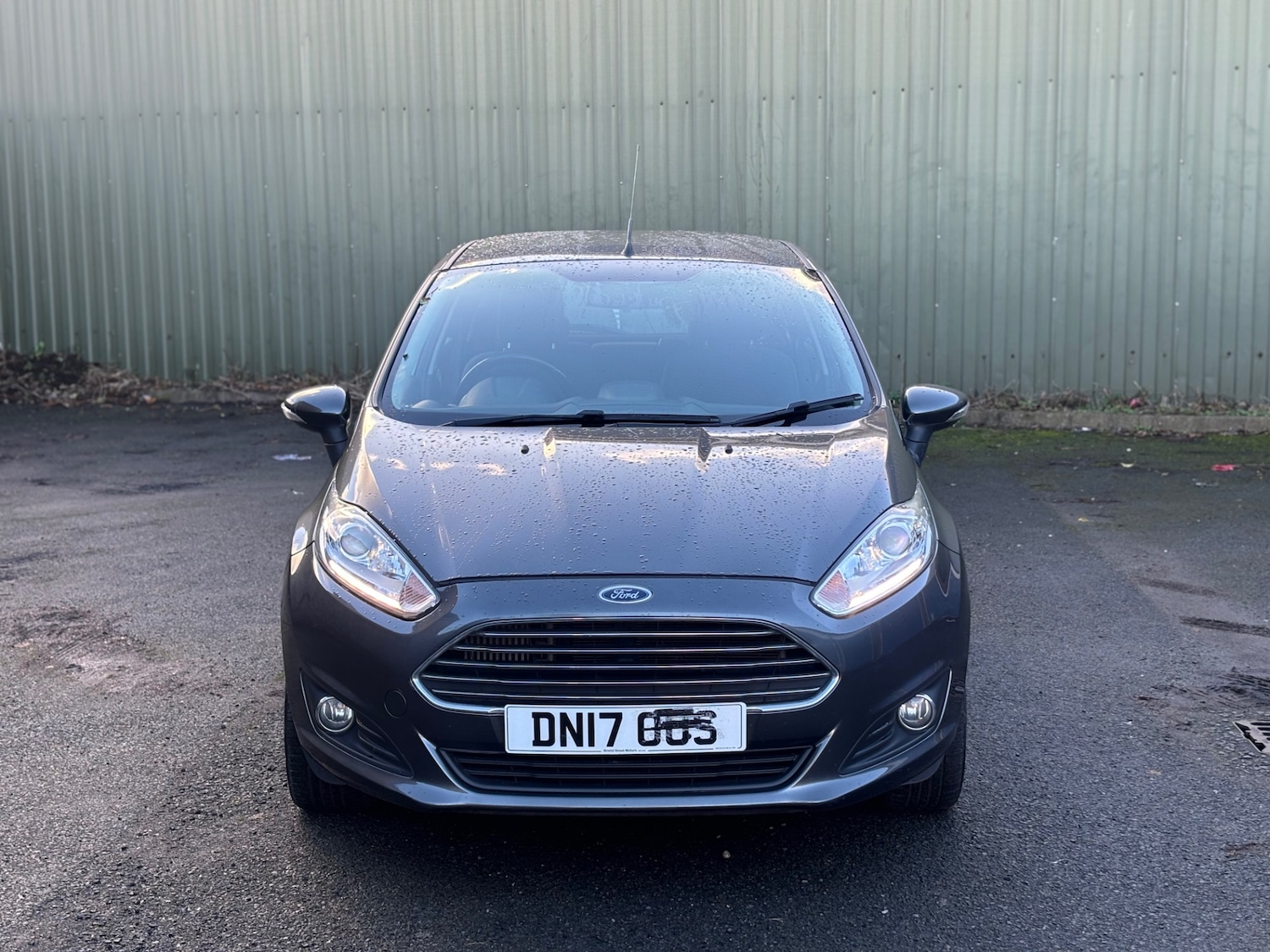 Used Ford Fiesta 2017 for sale - 76853959: Photo 2