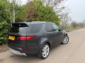 Used Land Rover Discovery 2017 for sale - 77655232: Photo