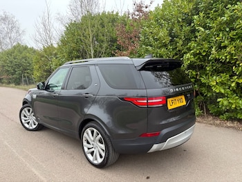 Used Land Rover Discovery 2017 for sale - 77655232: Photo