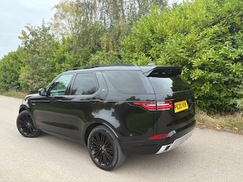 Used Land Rover Discovery 2020 for sale - 76119209: Photo