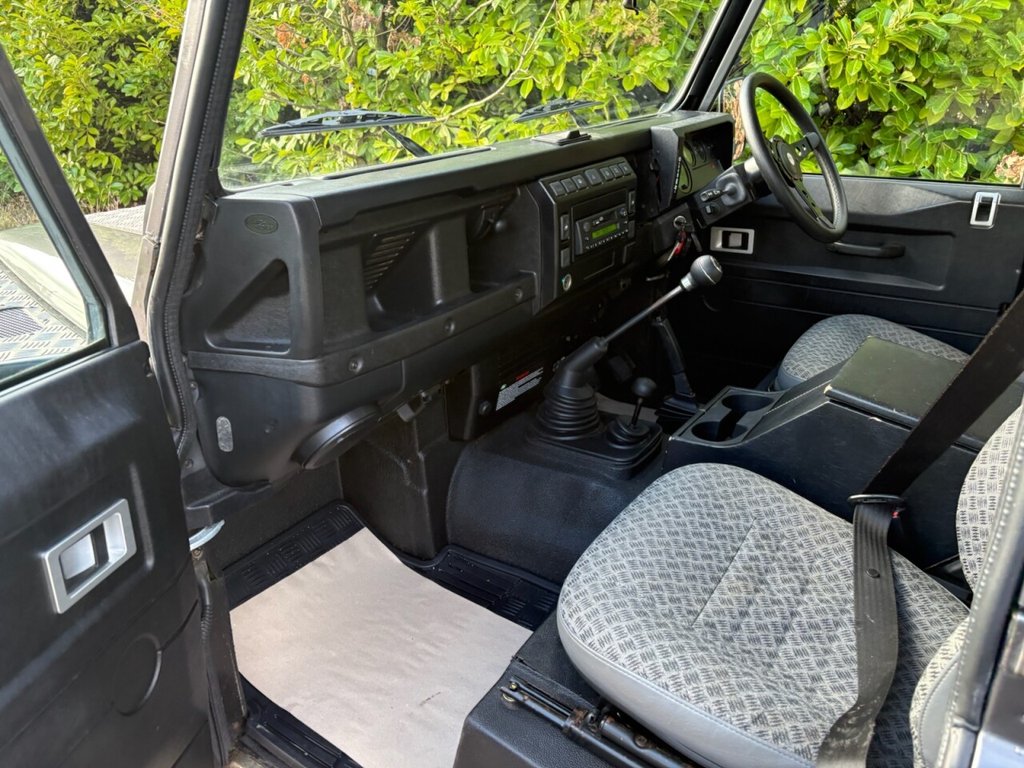 Used Land Rover Defender 2005 for sale - 77437199: Photo 13