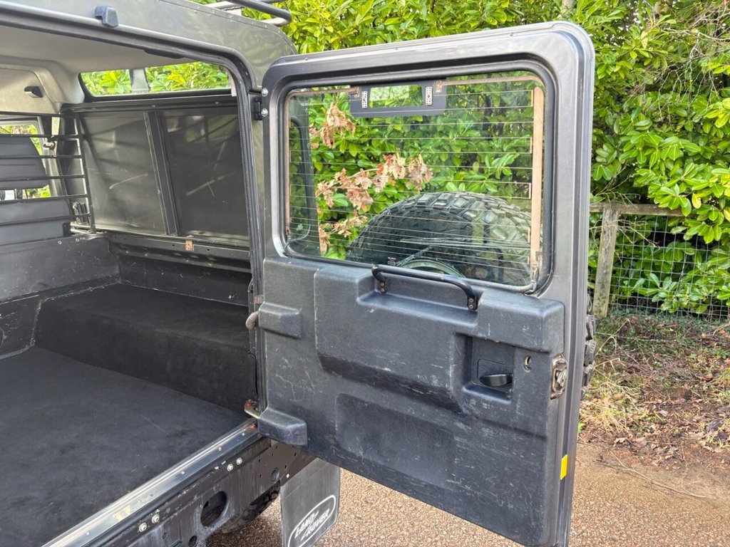 Used Land Rover Defender 2005 for sale - 77437199: Photo 18