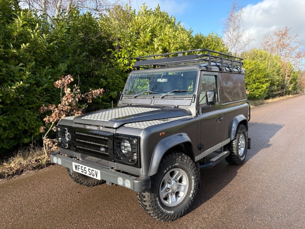 Used Land Rover Defender 2005 for sale - 77437199: Photo 2