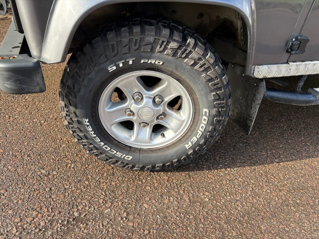 Used Land Rover Defender 2005 for sale - 77437199: Photo 21