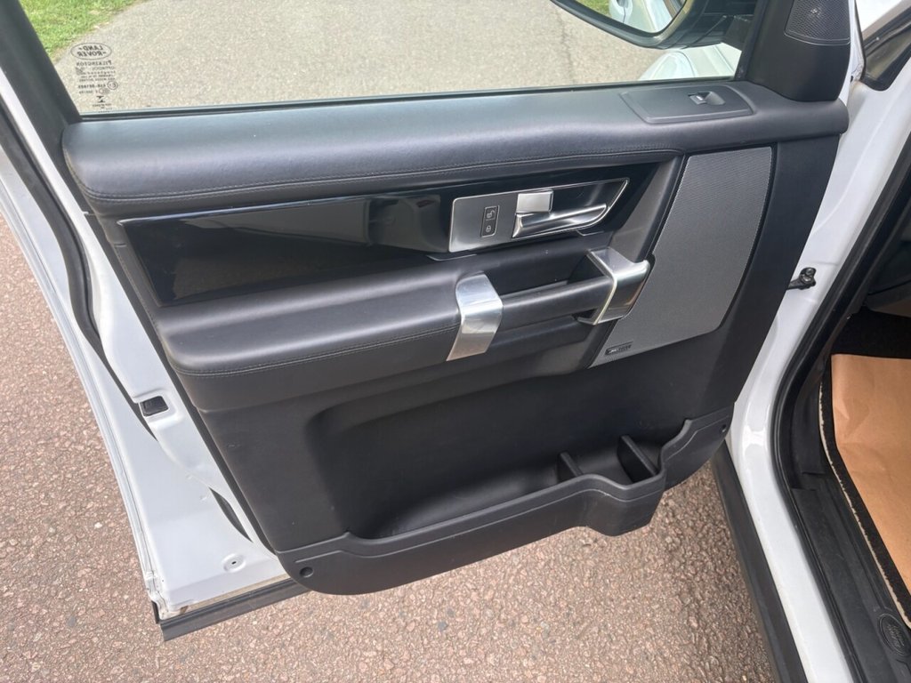 Used Land Rover Discovery 4 2016 for sale - 75727740: Photo 24