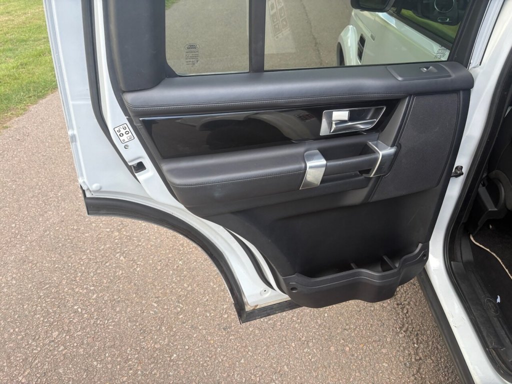 Used Land Rover Discovery 4 2016 for sale - 75727740: Photo 25