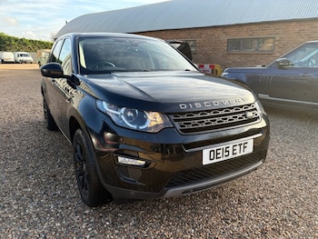 Used Land Rover Discovery Sport 2015 for sale - 77583627: Photo