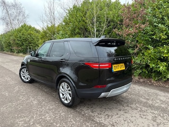 Used Land Rover Discovery 2017 for sale - 77212468: Photo
