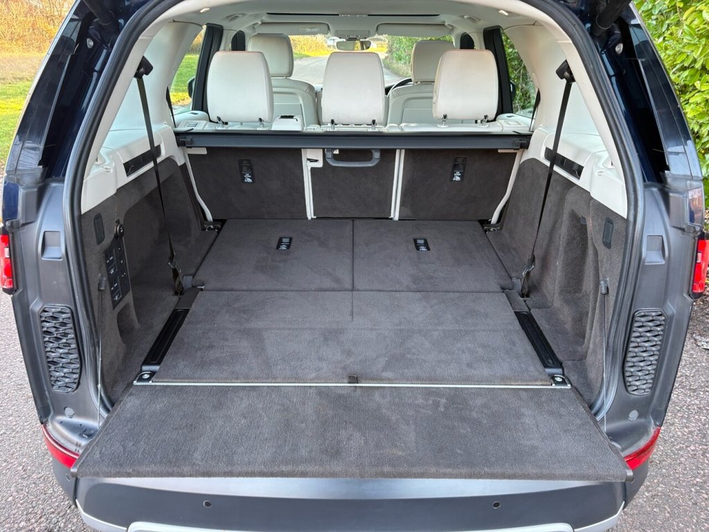 Used Land Rover Discovery 2017 for sale - 76973541: Photo 20