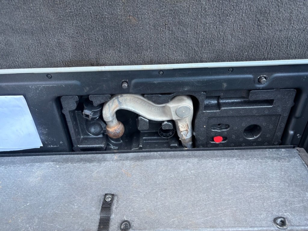 Used Land Rover Discovery 2017 for sale - 76973541: Photo 22