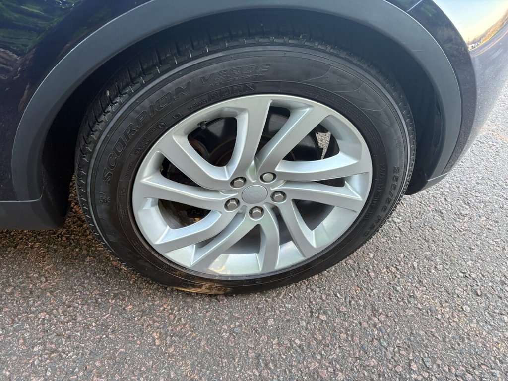 Used Land Rover Discovery 2017 for sale - 76973541: Photo 27