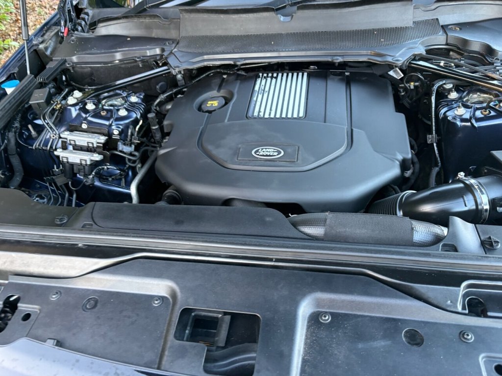 Used Land Rover Discovery 2017 for sale - 76973541: Photo 31