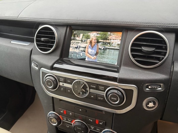 Used Land Rover Discovery 4 2015 for sale - 76236092: Photo 15