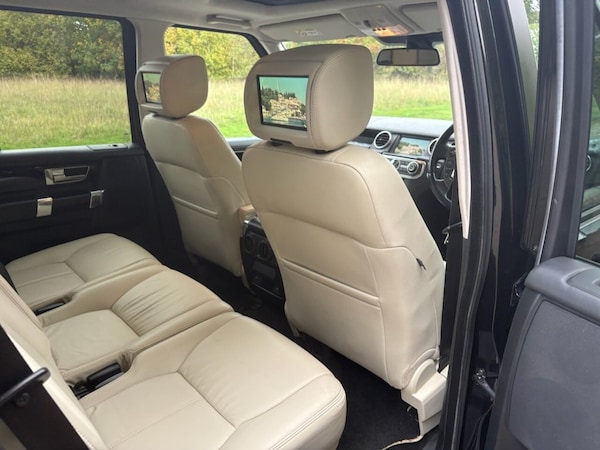 Used Land Rover Discovery 4 2015 for sale - 76236092: Photo 19