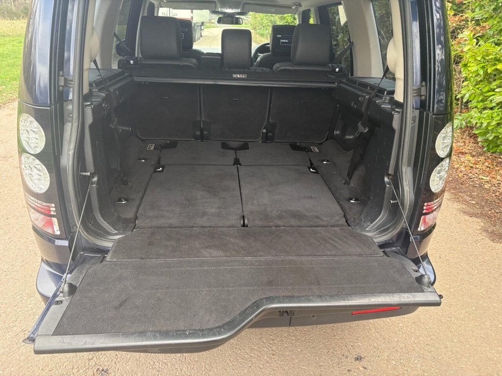 Used Land Rover Discovery 4 2015 for sale - 76632307: Photo 21