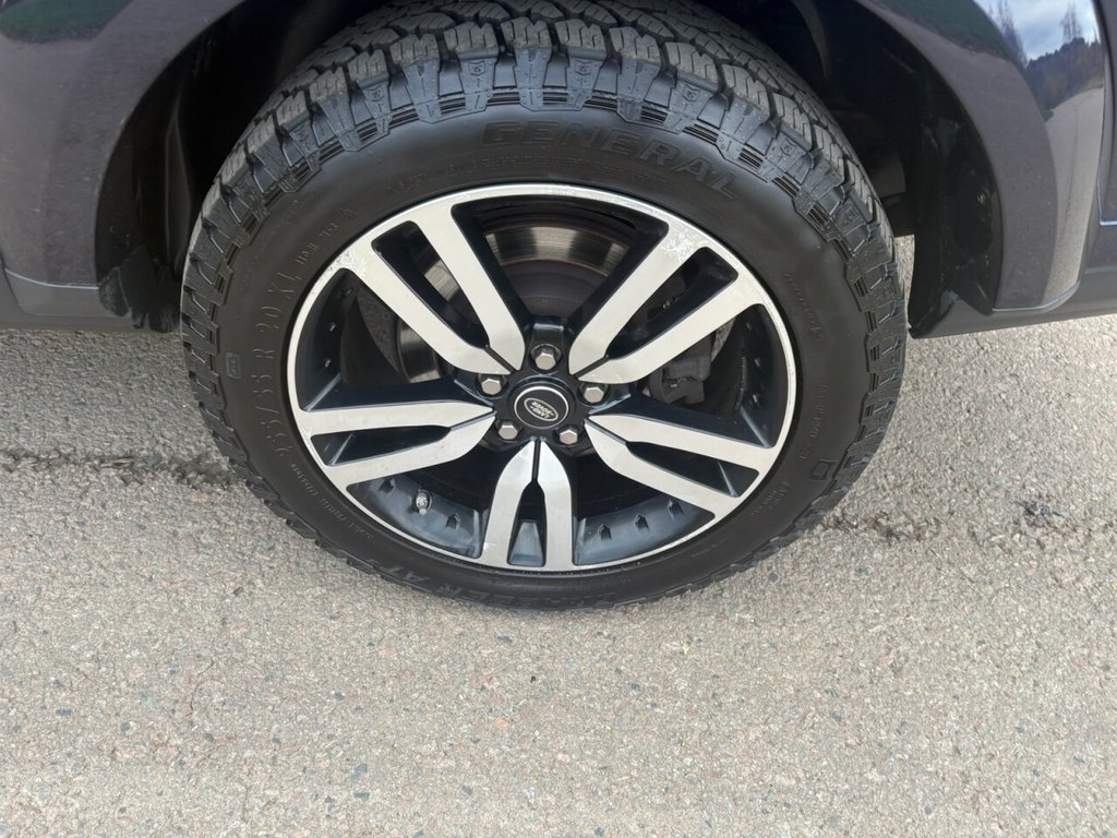 Used Land Rover Discovery 4 2015 for sale - 76632307: Photo 26