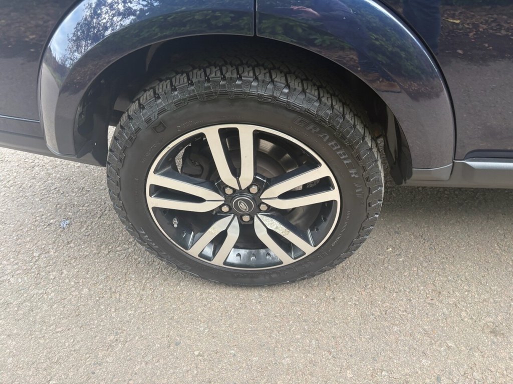 Used Land Rover Discovery 4 2015 for sale - 76632307: Photo 28