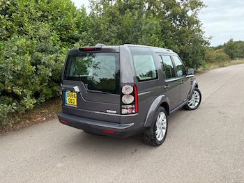 Used Land Rover Discovery 4 2016 for sale - 76028994: Photo