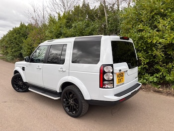 Used Land Rover Discovery 4 2016 for sale - 77655208: Photo