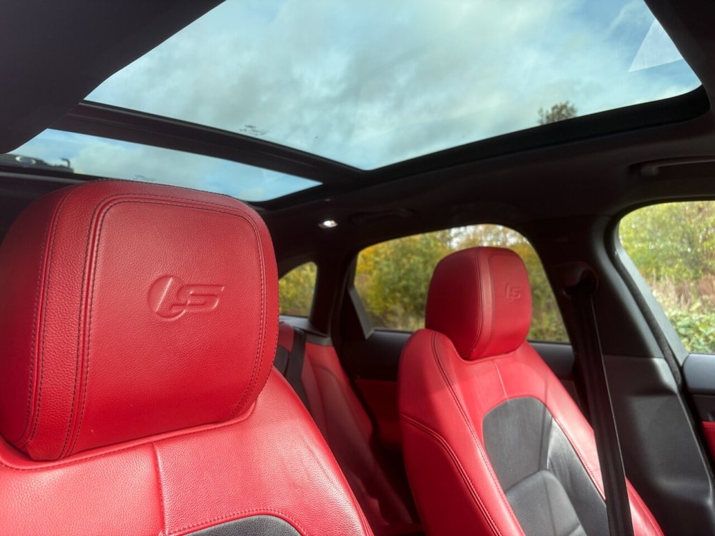 Used Jaguar F-Pace 2016 for sale - 76333649: Photo 13