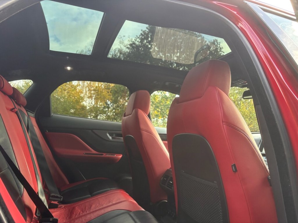 Used Jaguar F-Pace 2016 for sale - 76333649: Photo 21