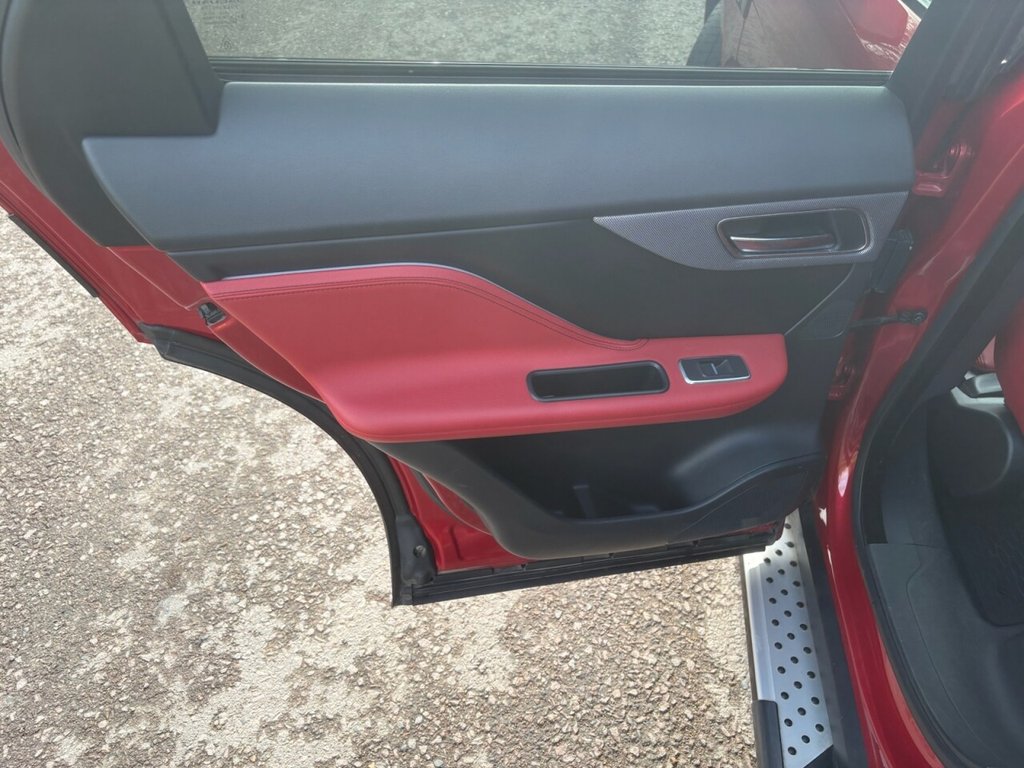 Used Jaguar F-Pace 2016 for sale - 76333649: Photo 25